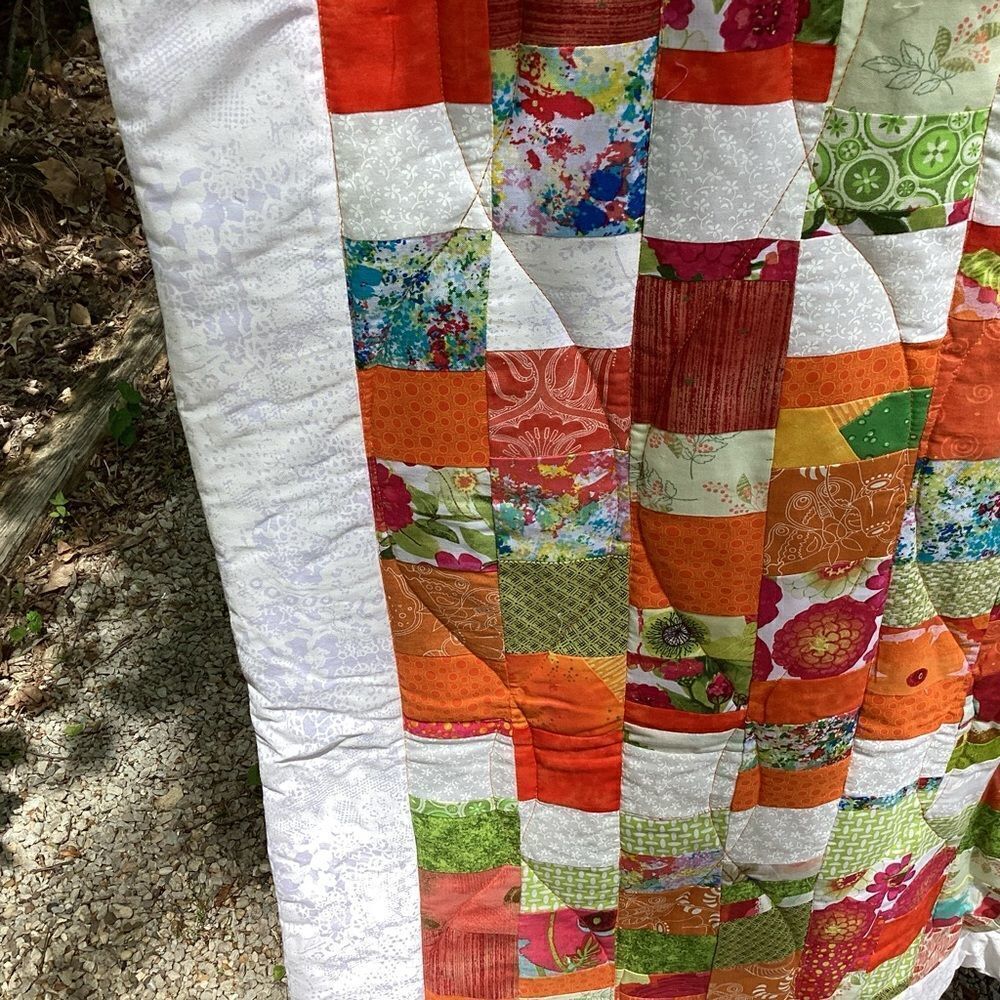 New With Tags. Bright Summer Orange and Green Garden Coin Lap Quilt - Picture 13 of 16